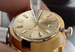 上海积家售后维修中心-更换配件