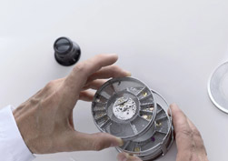 上海积家售后维修中心-清洗保养